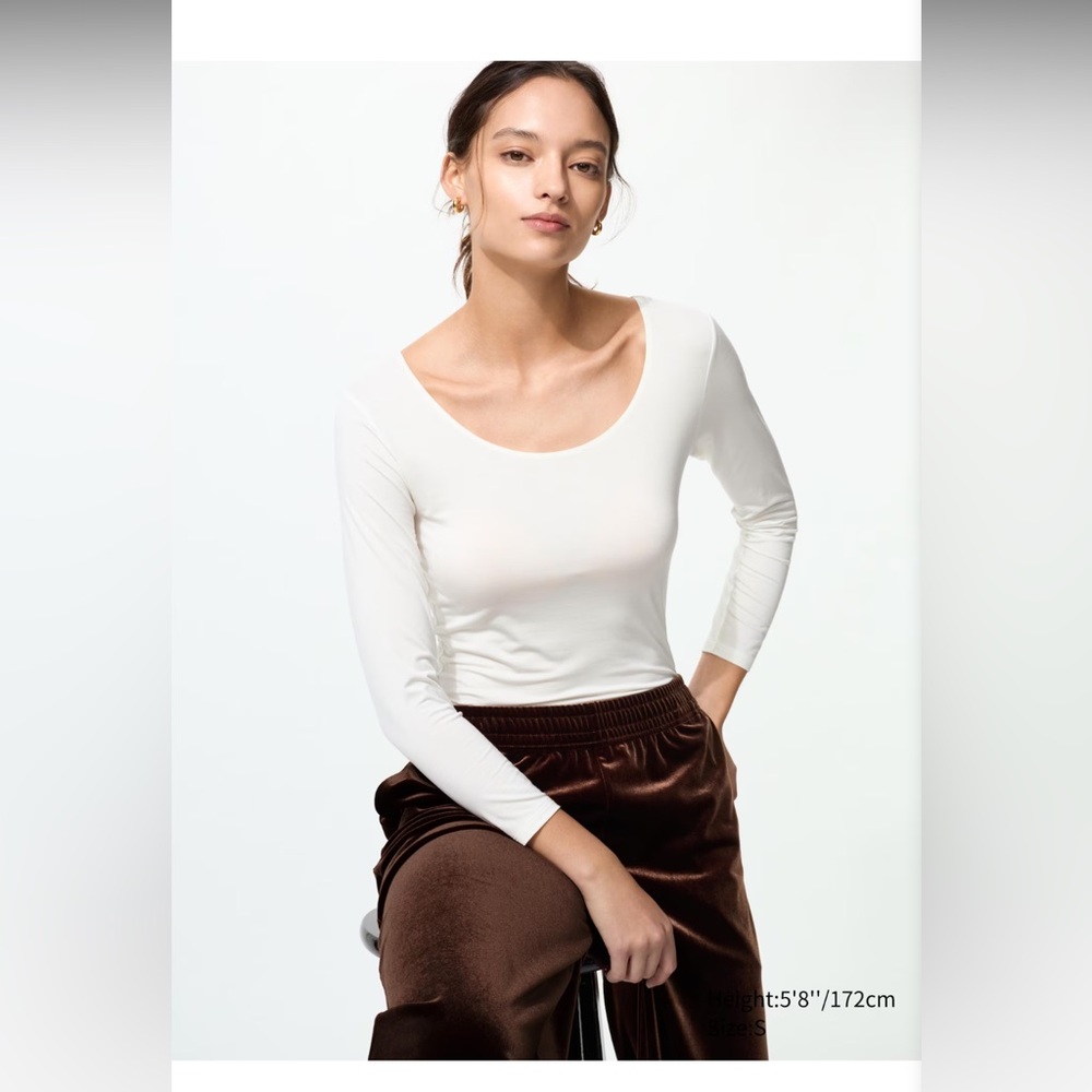 Uniqlo Heattech Women’s Small Scoop Neck Long Sleeve Tee White